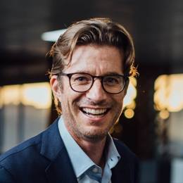 贸易协定压力对冲基金原油多头仓位显著降低至四月新低